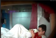 宾馆偷拍第12弹：监控下的激情全记录，娇喘声湿透床单